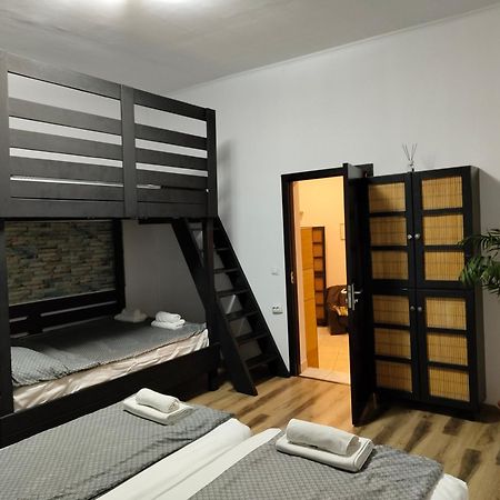 Apartament Corana ออราแด ภายนอก รูปภาพ